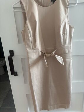 Ann Taylor Classic Sleeveless Sheath Dress in Light Beige